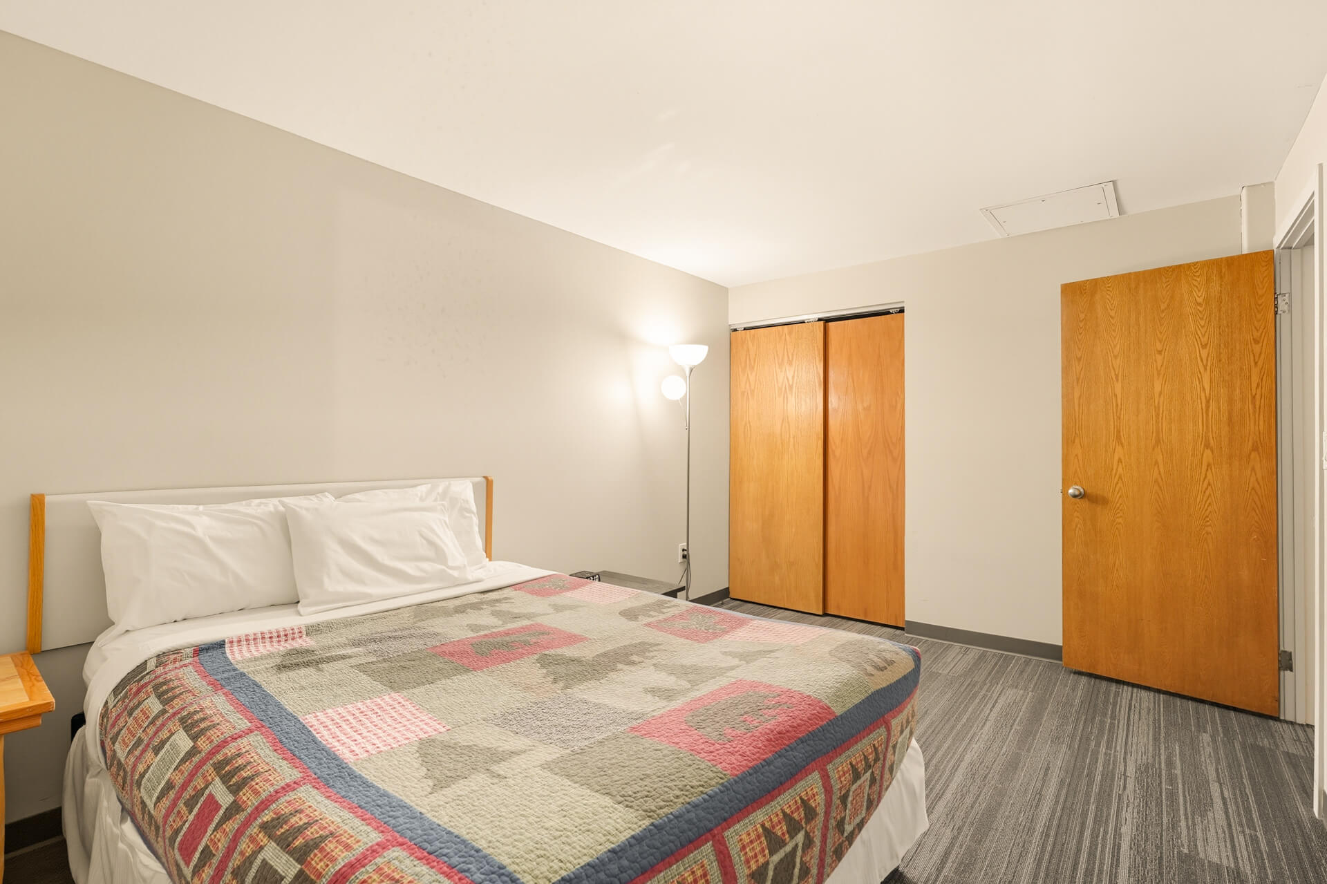 Bladebone bedroom 4 (second bedroom)