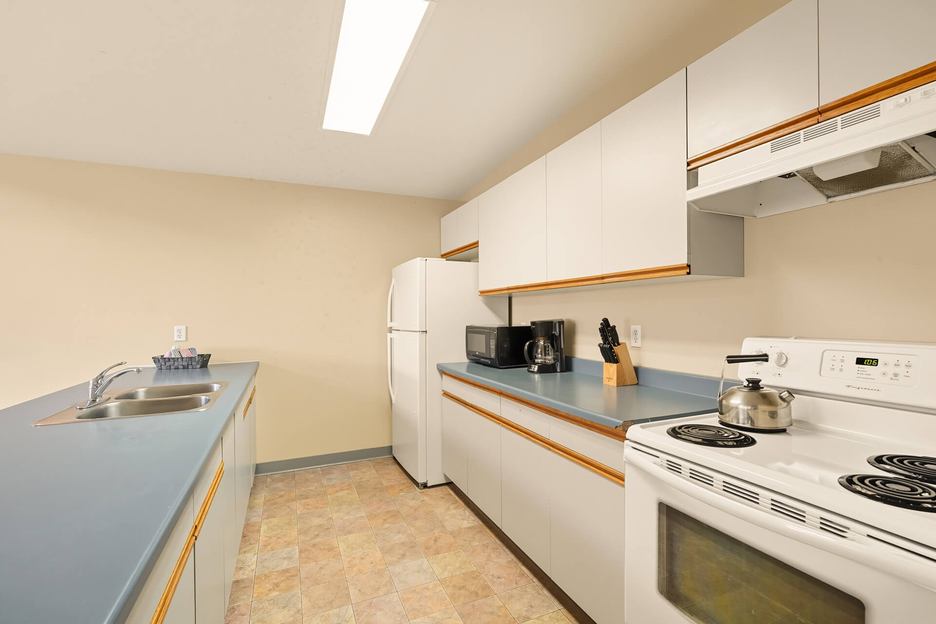 hanging-heart-condo-waskesiu (6)