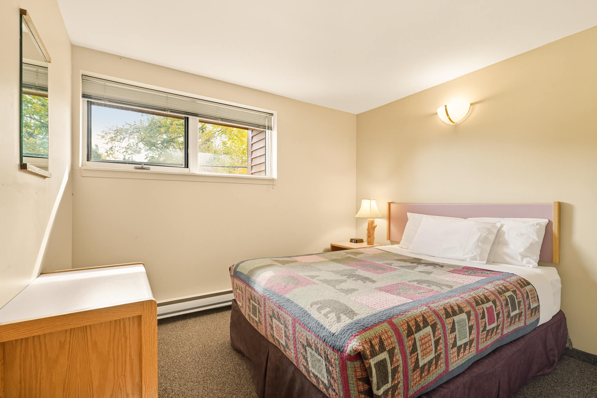 hanging-heart-condo-waskesiu (8)