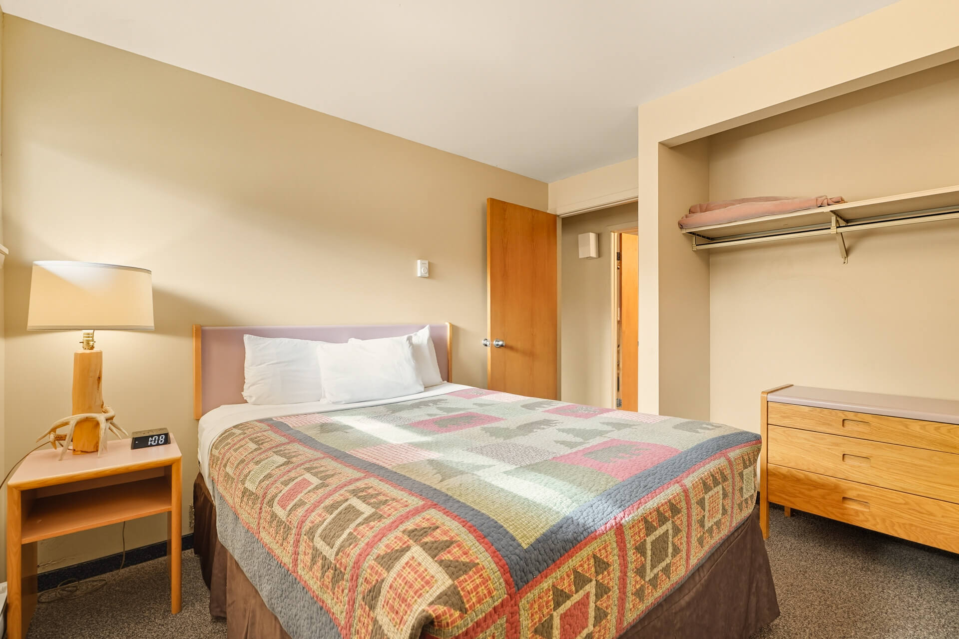 Hanging Heart Condo 11