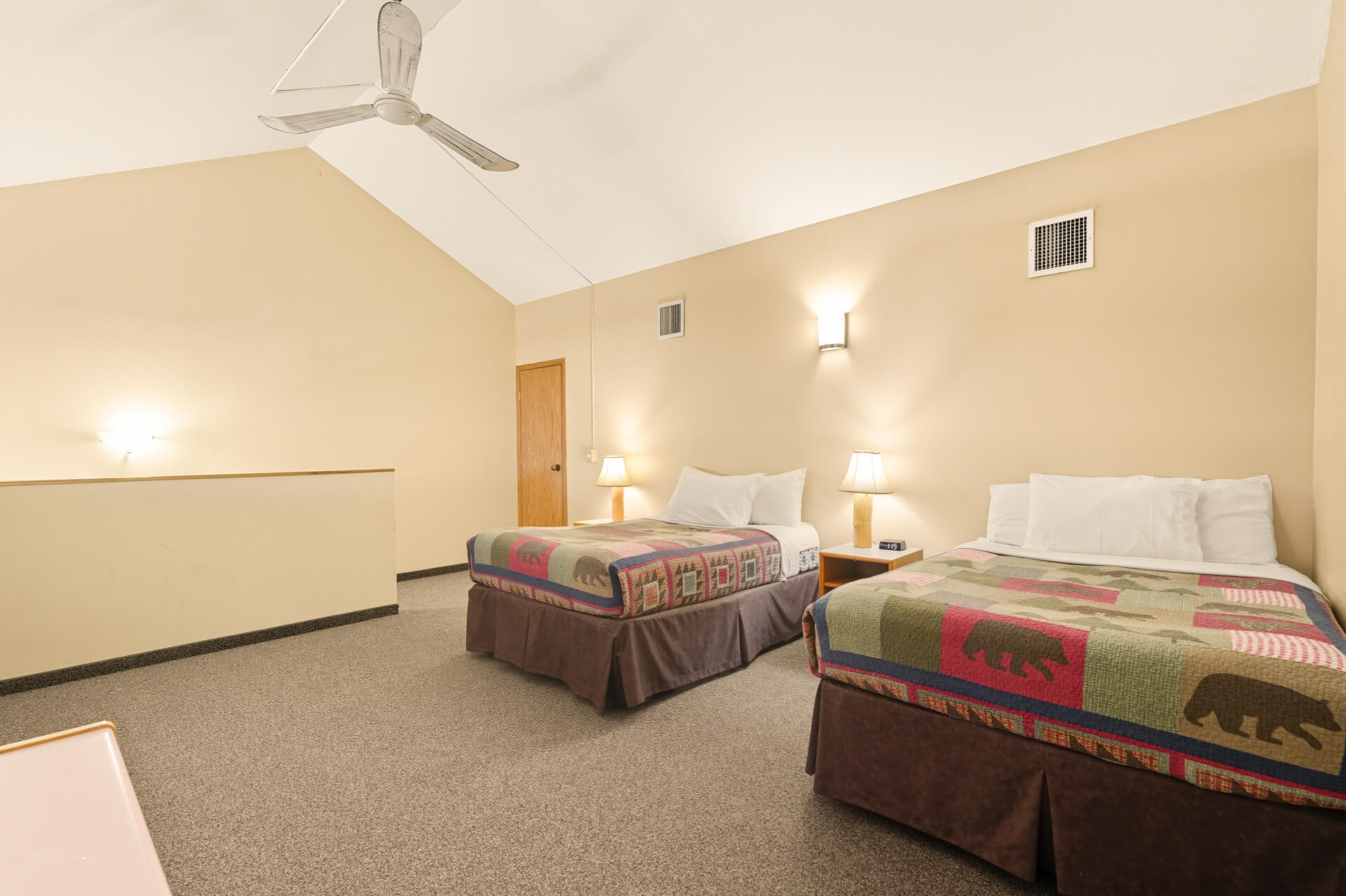 Hanging Heart Condo 15