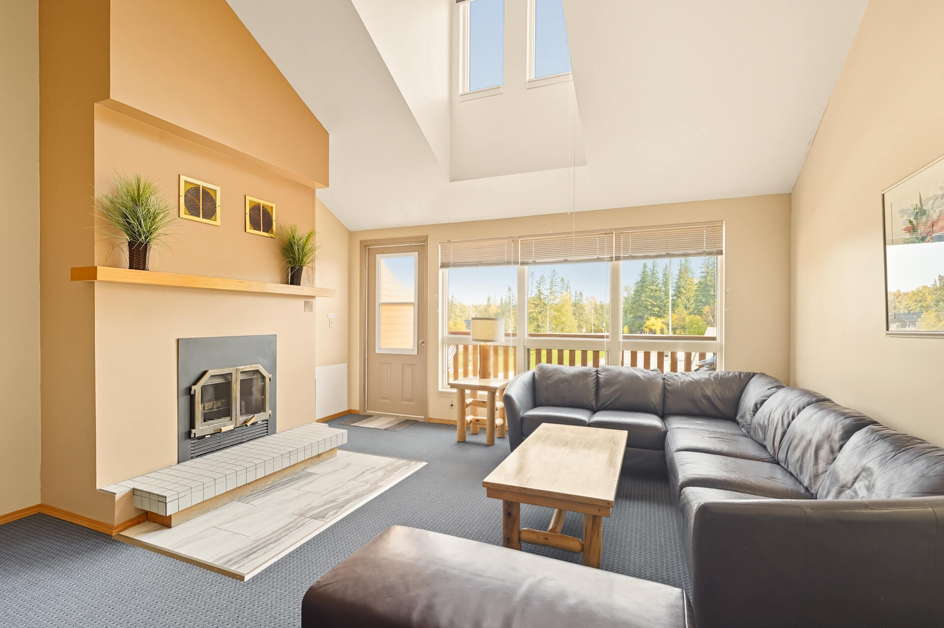 delworth-condo-waskeiu (5)