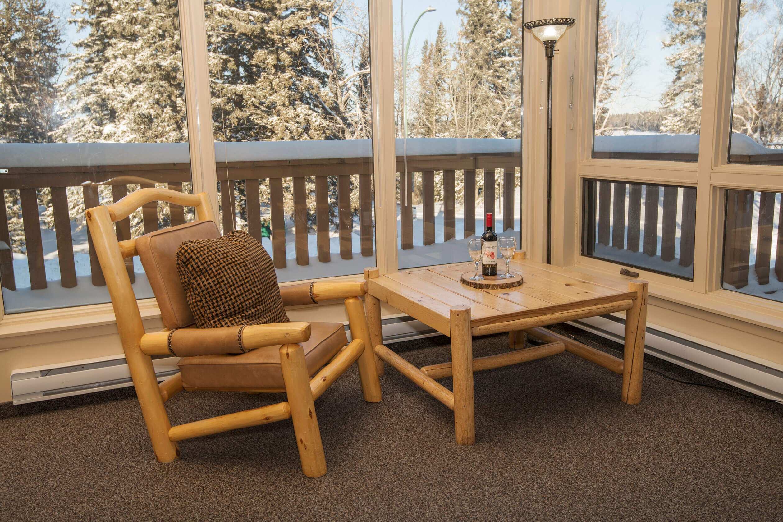 crean-deluxe-condo-waskesiu (5)